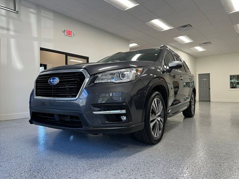 Used 2019 Subaru Ascent Touring w/ Popular Package #2A image 14