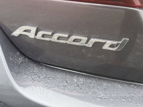 Used 2017 Honda Accord Sport Special Edition image 5