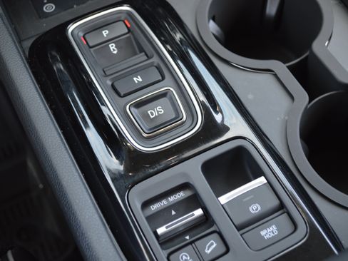 Used 2023 Honda Pilot Elite image 26
