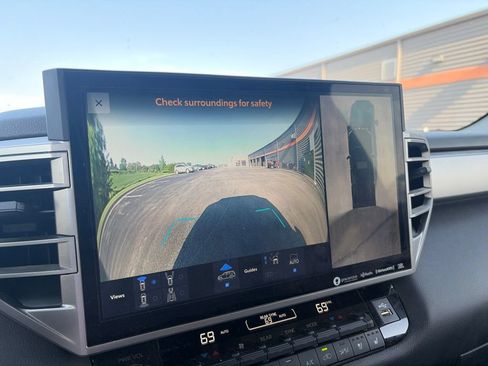 Used 2024 Toyota Sequoia Limited AWD/4WD image 14