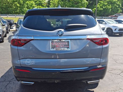 Used 2023 Buick Enclave Essence w/ Experience Buick Package AWD/4WD image 5