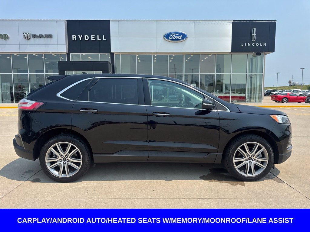 Certified 2024 Ford Edge Titanium AWD/4WD image 2