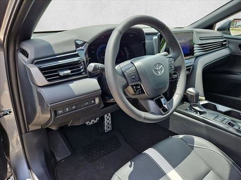 Used 2026 Toyota Camry SE w/ Convenience Package FWD image 10