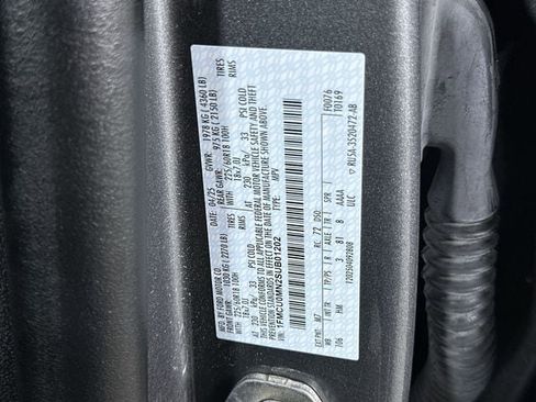 Used 2025 Ford Escape ST-Line FWD image 35