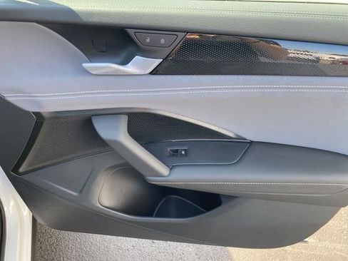 New 2025 Volkswagen Tiguan SE R-Line image 42