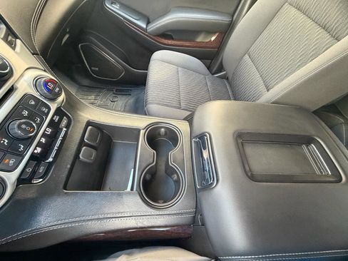 Used 2017 GMC Yukon SLE w/ SLE Value Package AWD/4WD image 54