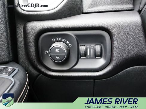 Used 2023 RAM 2500 Laramie image 30