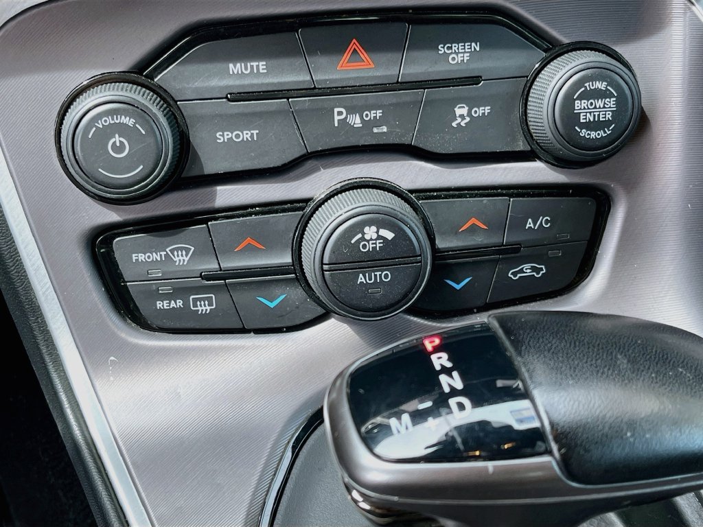 Used 2022 Dodge Challenger GT AWD/4WD image 15