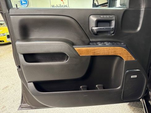 Used 2019 Chevrolet Silverado 3500 LTZ w/ Duramax Plus Package image 21