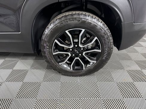 Used 2024 Chevrolet TrailBlazer ACTIV w/ Driver Confidence Package image 31