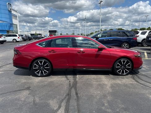 Certified 2024 Honda Accord Touring image 12
