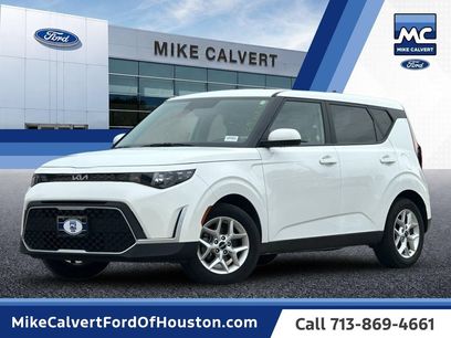 Used 2025 Kia Soul LX w/ LX Technology Package