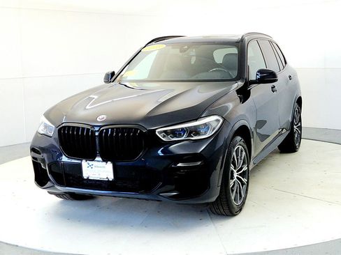 Used 2023 BMW X5 M50i w/ Executive Package image 2