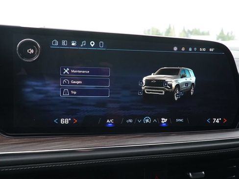 Used 2026 Chevrolet Tahoe LS AWD/4WD image 17
