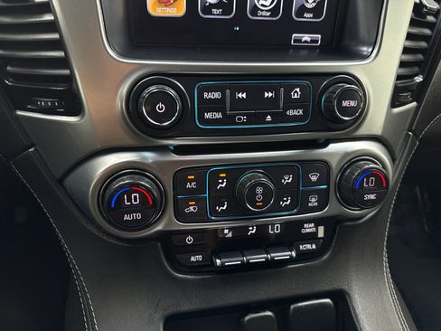 Used 2020 Chevrolet Tahoe LS RWD image 28