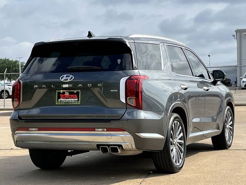 Used 2024 Hyundai Palisade Calligraphy AWD/4WD image 4