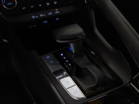 Certified 2025 Hyundai Elantra Blue image 24