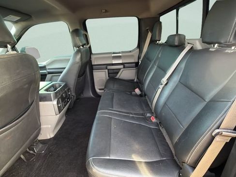 Used 2017 Ford F150 XLT w/ Equipment Group 302A Luxury AWD/4WD image 17