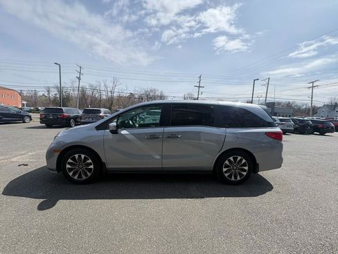 Used 2023 Honda Odyssey EX-L image 9