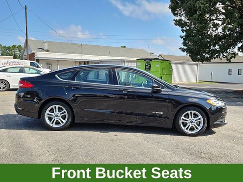 Used 2018 Ford Fusion S image 8
