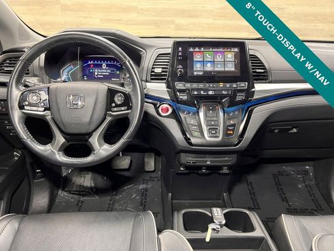 Used 2022 Honda Odyssey Elite image 2