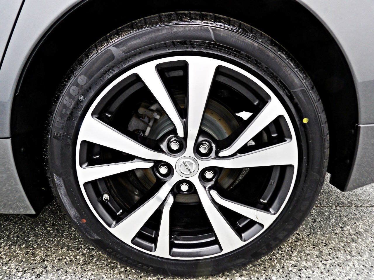 Used 2017 Nissan Maxima 3.5 S FWD image 19