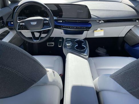 New 2026 Cadillac Optiq Sport 1 image 14