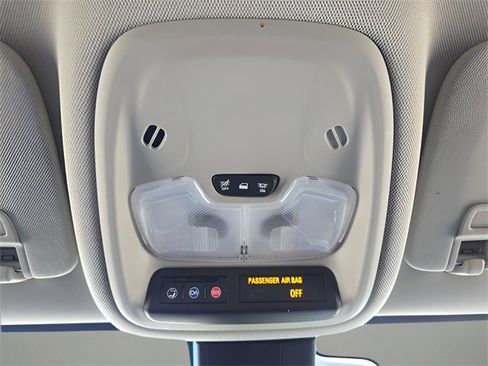 Used 2022 Buick Encore GX Preferred w/ Sport Touring Package image 25