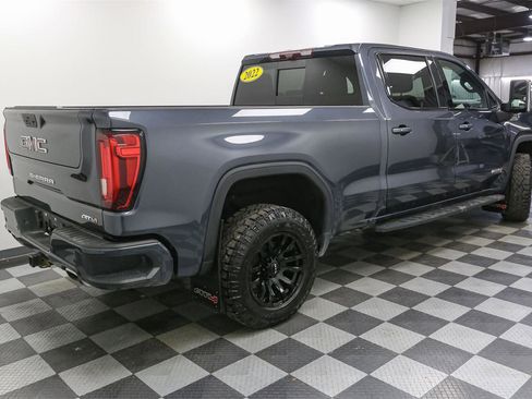Used 2022 GMC Sierra 1500 AT4 w/ AT4 Premium Package image 9