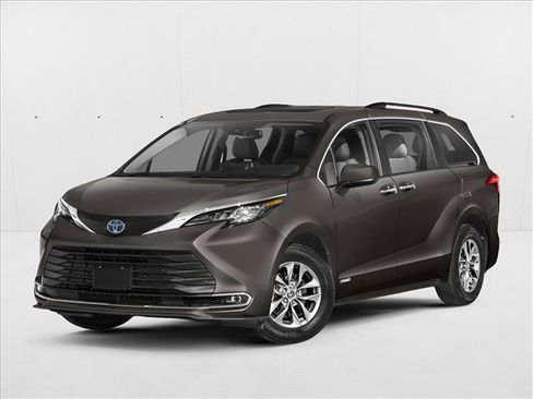 Used 2021 Toyota Sienna XLE FWD image 1