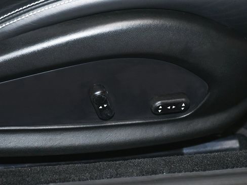 Used 2013 Ferrari California image 63