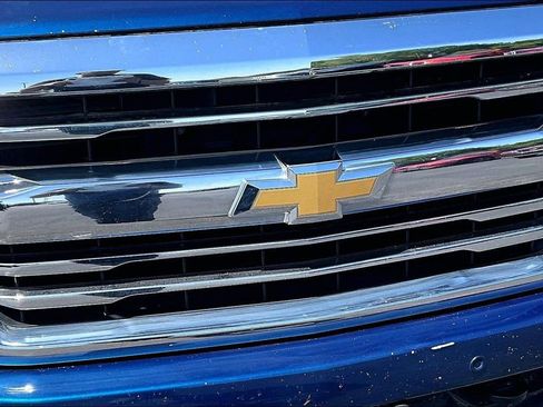 Used 2017 Chevrolet Silverado 1500 High Country AWD/4WD image 30