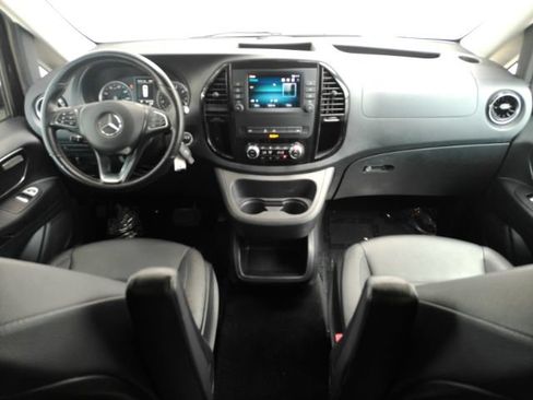Used 2023 Mercedes-Benz Metris Passenger image 19
