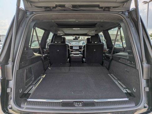 Certified 2023 Jeep Grand Wagoneer L Series III w/ HD Trailer Tow Package AWD/4WD image 34