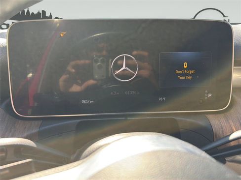Used 2023 Mercedes-Benz C 300 4MATIC Sedan w/ Exclusive Trim Package image 10