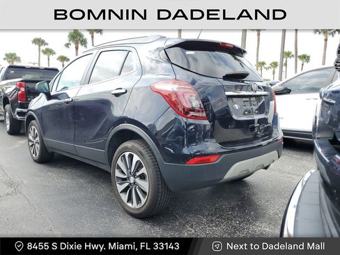 Used 2022 Buick Encore Preferred w/ Safety Package image 3