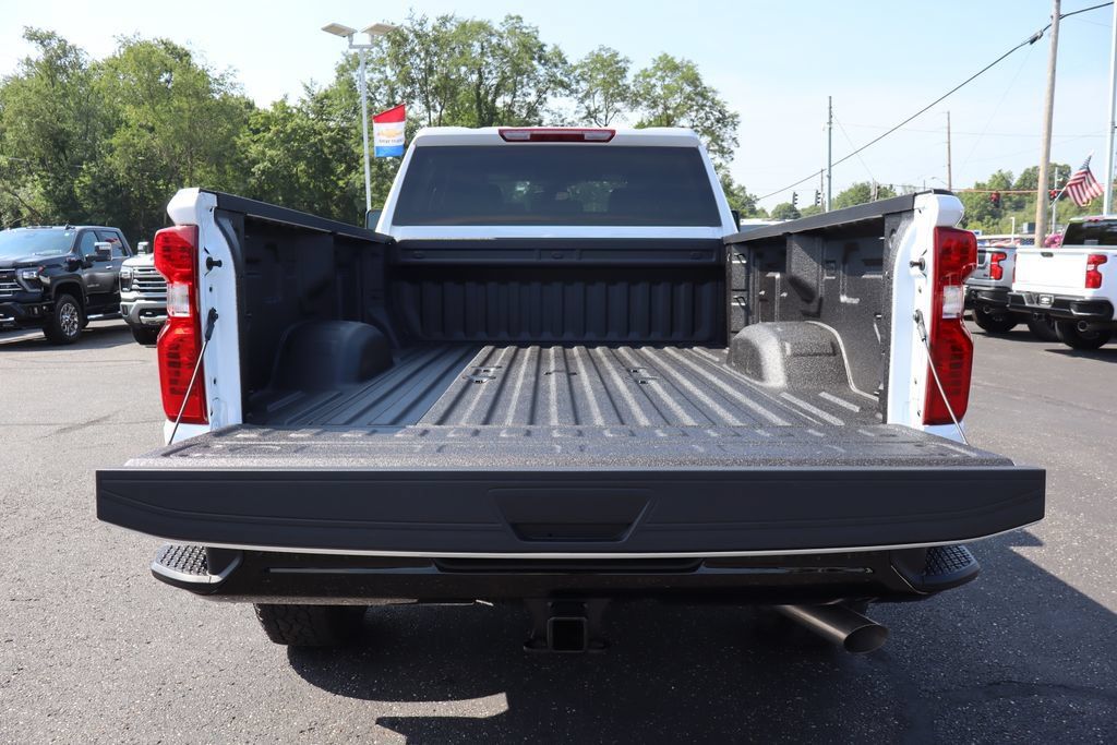 New 2026 Chevrolet Silverado 2500 Custom w/ Custom Value Package AWD/4WD image 32