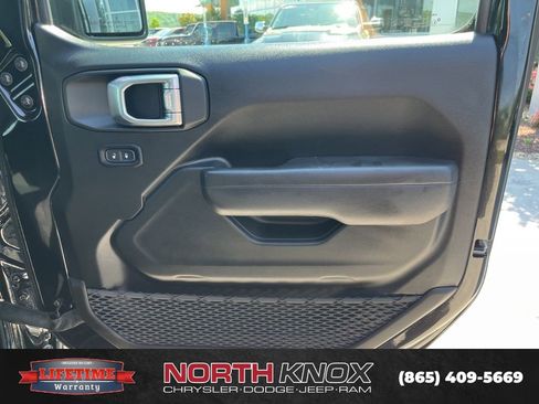 Used 2025 Jeep Wrangler Unlimited Sport S 4xe AWD/4WD image 26