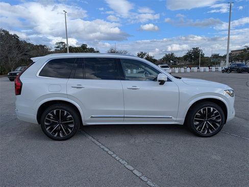 New 2026 Volvo XC90 T8 Ultra w/ Protection Package Premier image 15