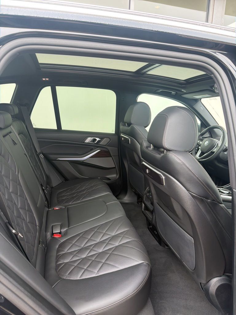 New 2026 BMW X5 xDrive50e AWD/4WD image 13
