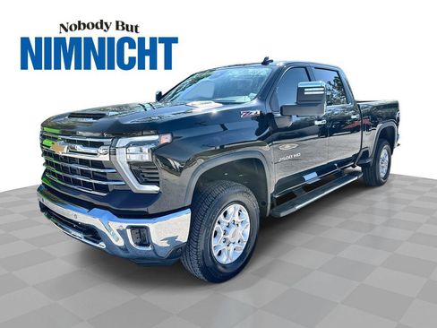 Used 2024 Chevrolet Silverado 2500 LTZ w/ LTZ Convenience Package image 1