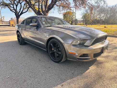 Used 2014 Ford Mustang Coupe w/ Equipment Group 102A image 2