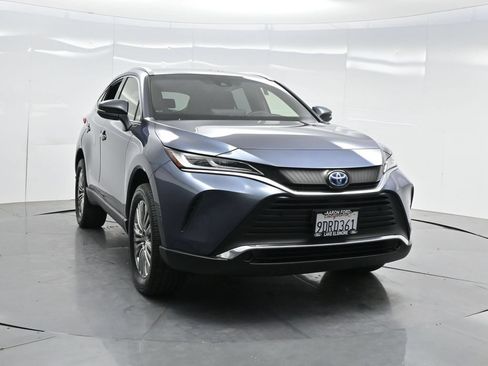 Used 2022 Toyota Venza XLE AWD/4WD image 87