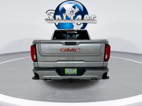 Used 2025 GMC Sierra 1500 Denali w/ Technology Package AWD/4WD image 8