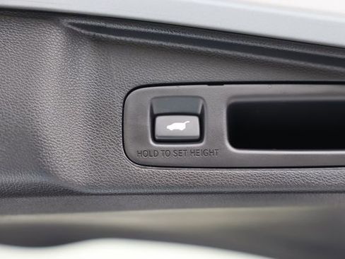 Used 2021 Honda CR-V Touring image 12