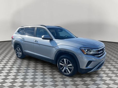 Used 2023 Volkswagen Atlas SE FWD image 1
