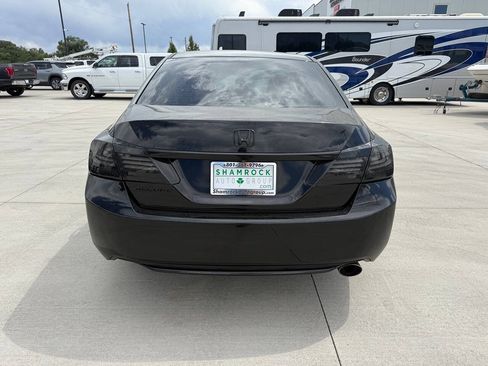 Used 2014 Honda Accord EX image 4