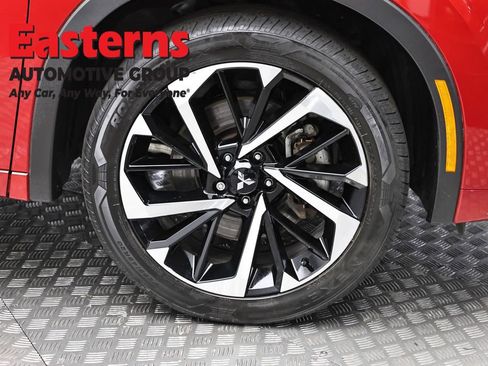 Used 2023 Mitsubishi Outlander SEL AWD/4WD image 33