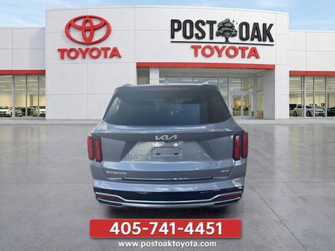 Used 2023 Kia Sorento SX AWD/4WD image 6