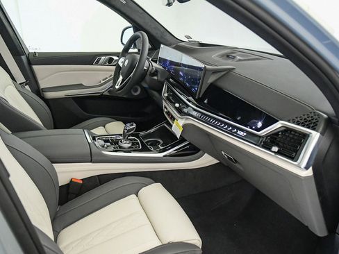 New 2026 BMW ALPINA XB7 image 23